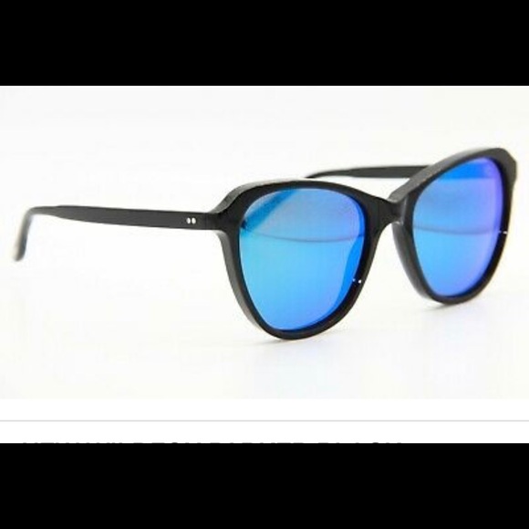 WildFox Parker Sunglasses - Picture 1 of 3